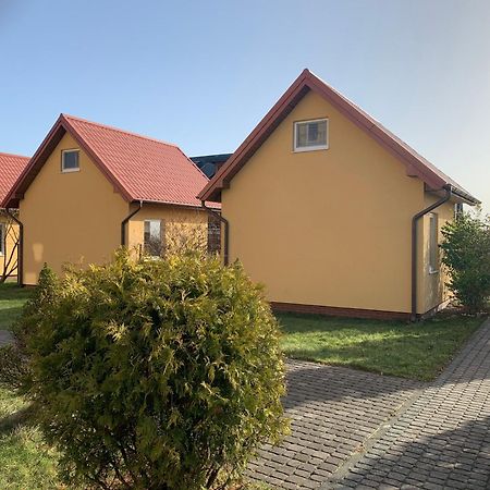 Sedna Bed & Breakfast Jastrzebia Gora Bagian luar foto