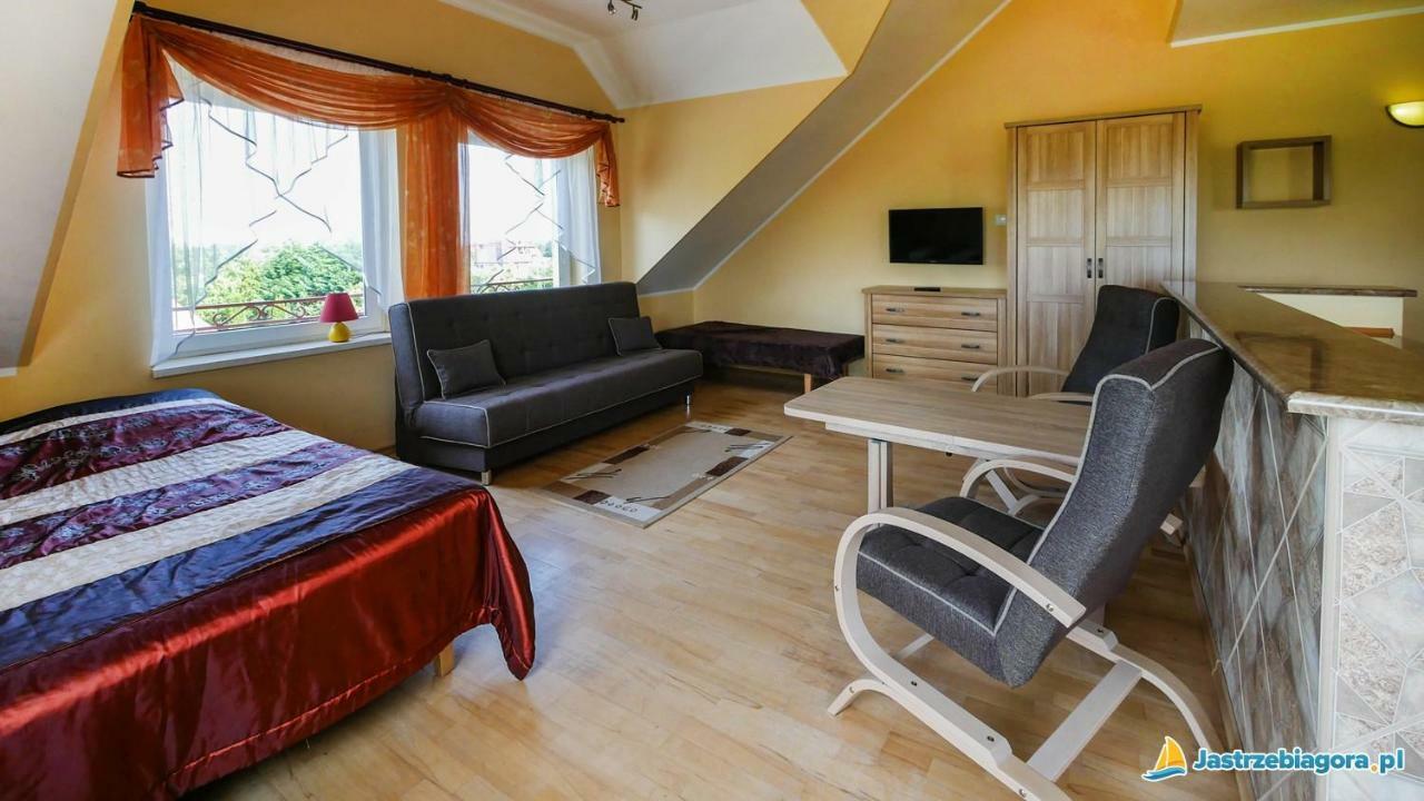 Sedna Bed & Breakfast Jastrzebia Gora Bagian luar foto